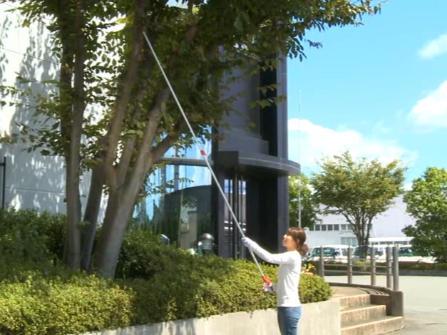 【+Movie】〈商品〉軽量伸縮高枝切鋏